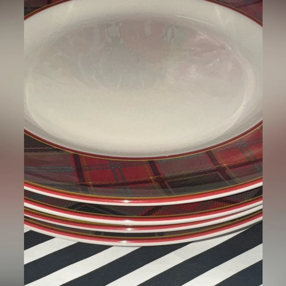 NWT NEW Spode Christmas Tree Tartan 10.5” Dinner Plate Plates Set of 4 - Picture 3 of 5